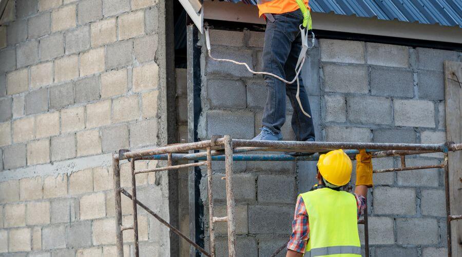 Expert Emergency Roof Repairs services in Berlin Center, OH